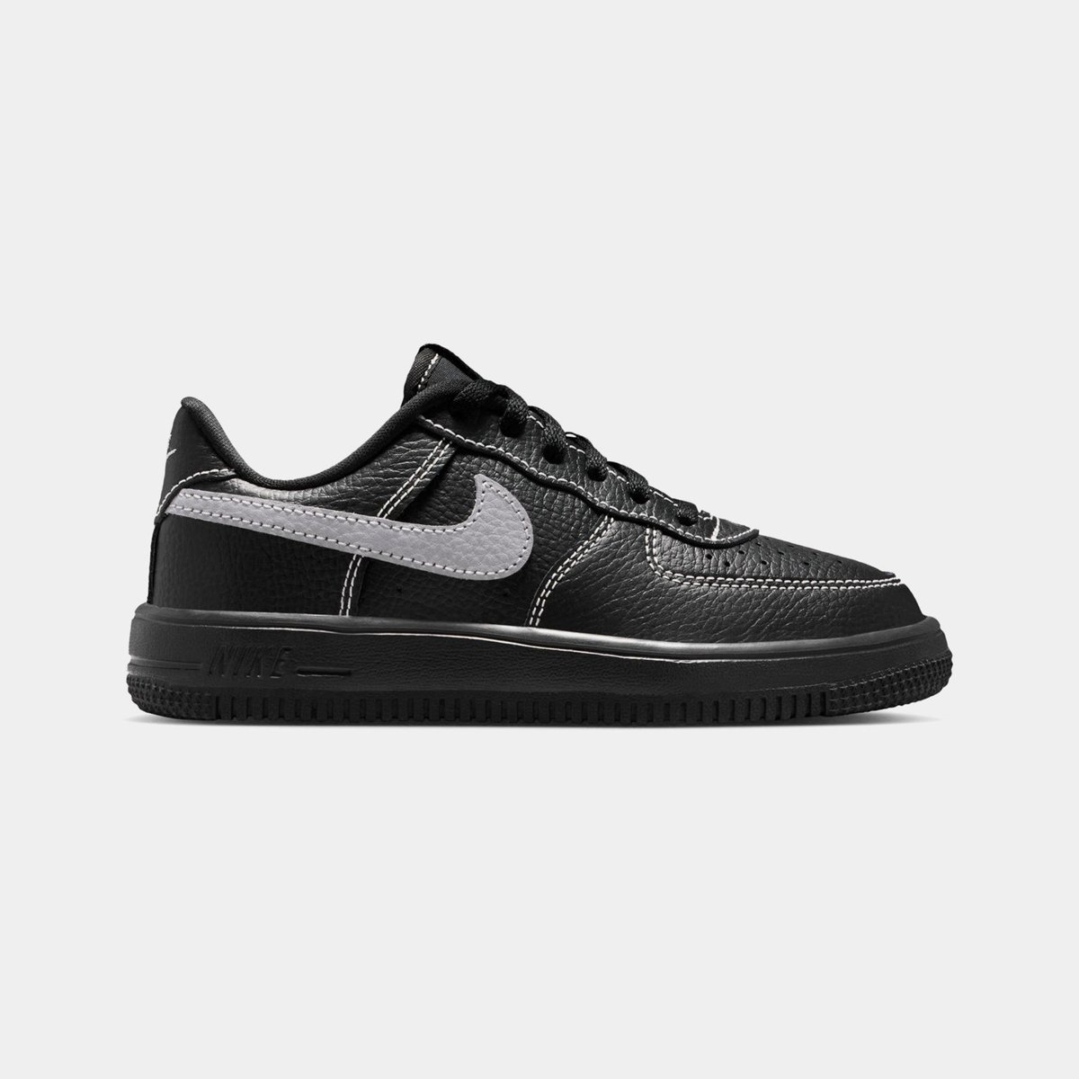 Tenis Nike Air Force 1 Low LV8 3 Lifestyle (Black/Black/Black — Negro
